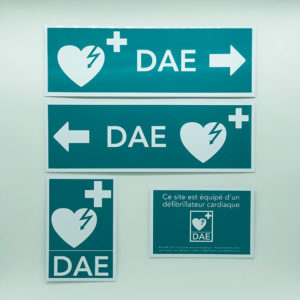 Kit de panneaux de signalisation de défibrillateurs (DAE)